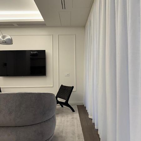 Ando'S Boutique Apartment Милано Екстериор снимка