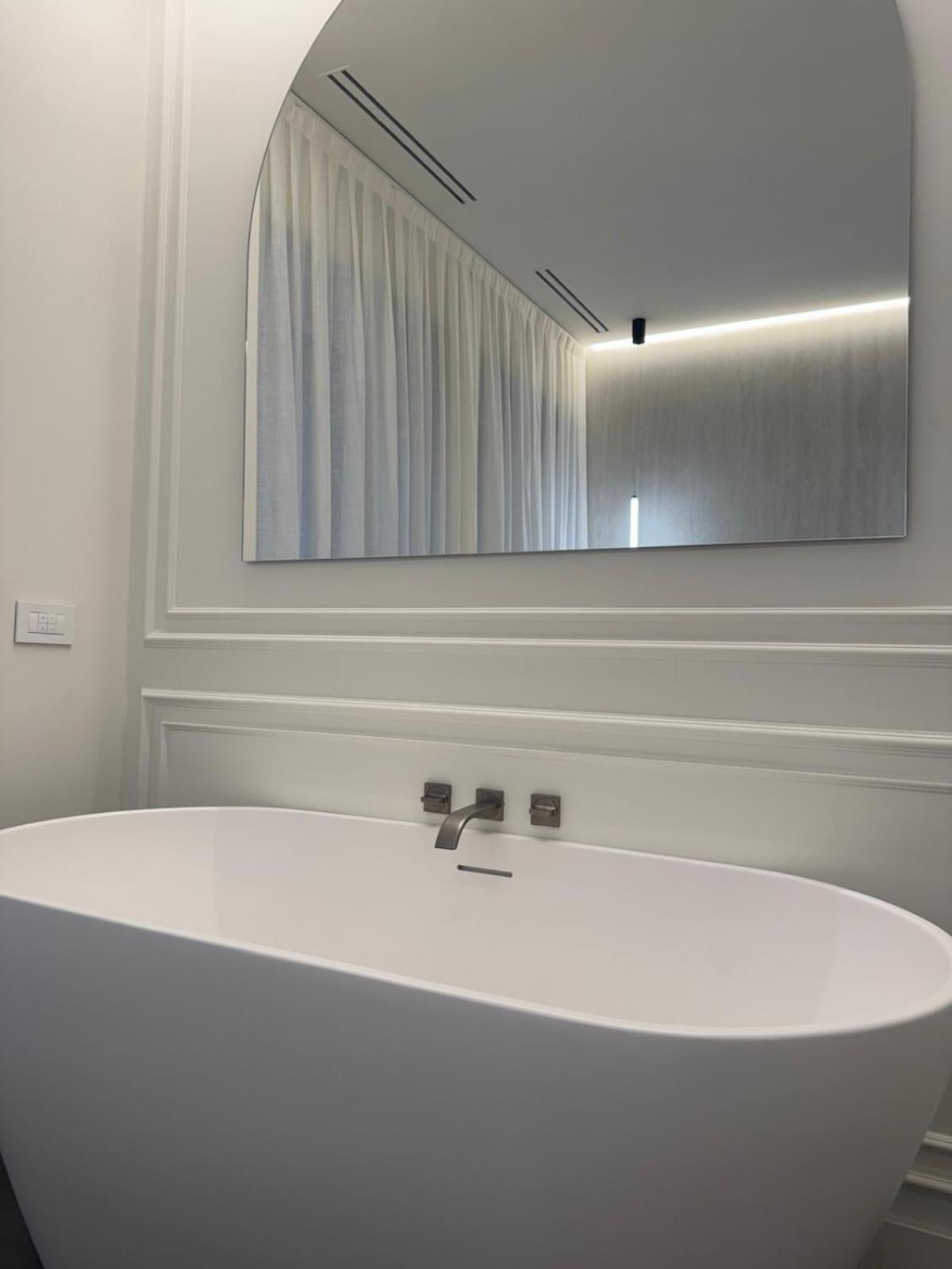 Ando'S Boutique Apartment Милано Екстериор снимка